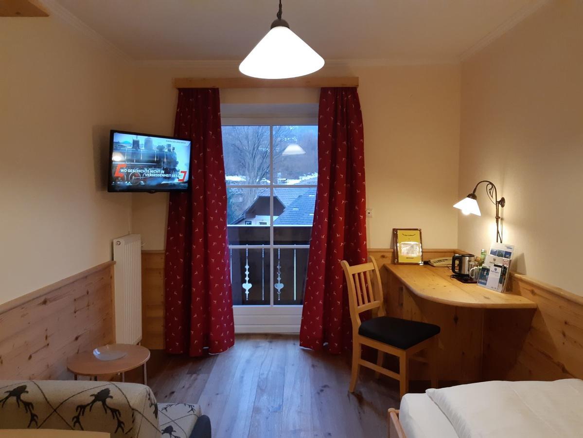Hotel-Garni Schernthaner Sankt Gilgen Ngoại thất bức ảnh